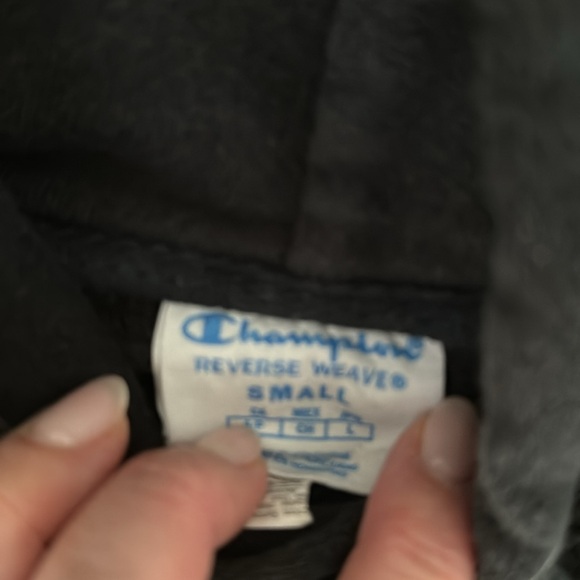 Champion Hooded sweatshirt - Picture 2 of 4